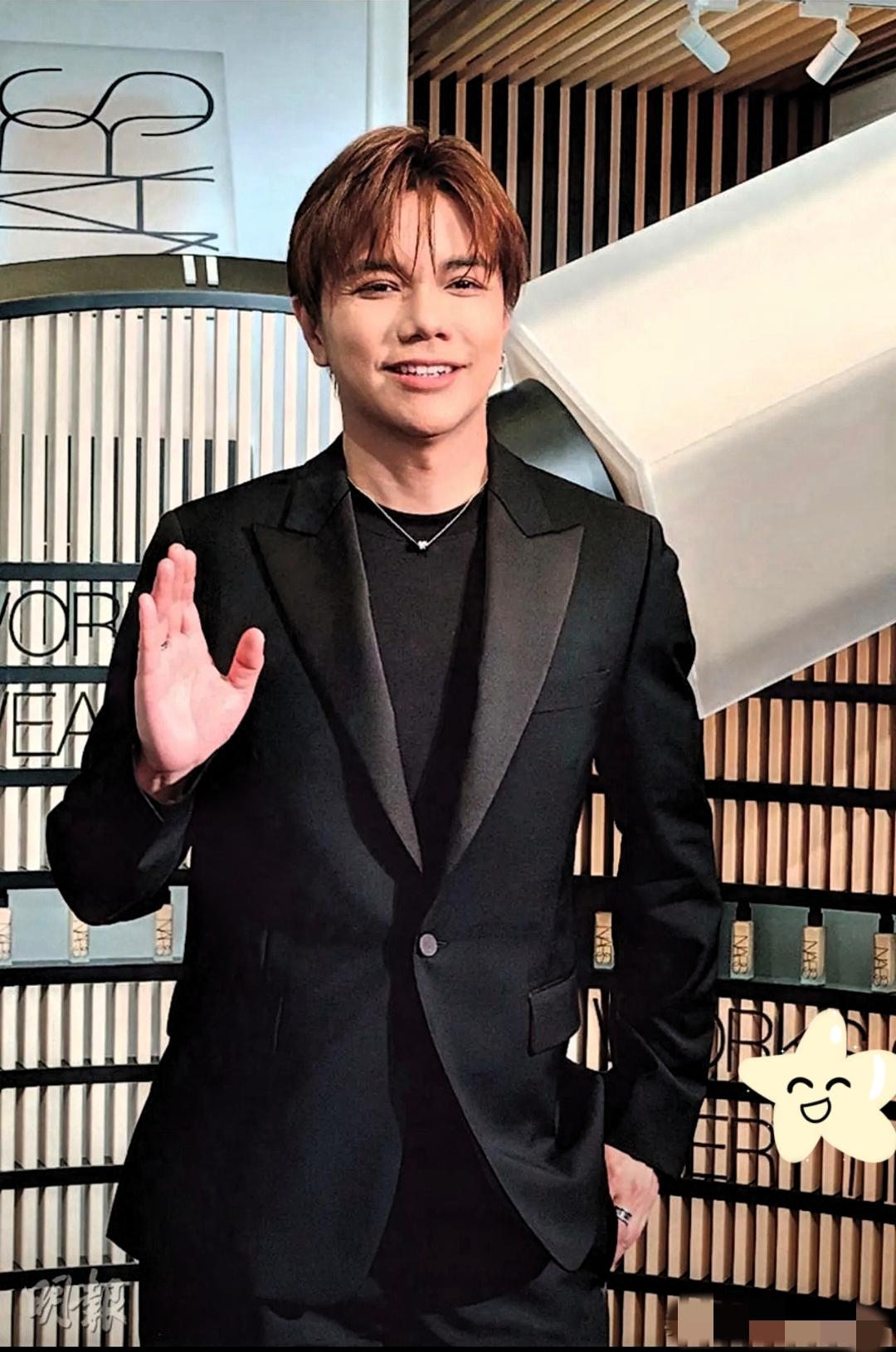 内地演出市场如今是死死的，一封举报信搞得整个内地演出市场风声鹤唳。谁知英皇的