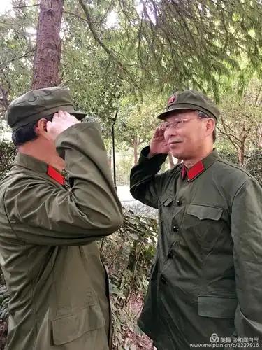 在东南方当兵18年，当面见过5位军长，虽然性格迥异，个个都是传奇！
