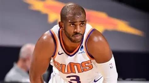 保罗的退休金也不少！出生于1985年的保罗，今年41岁，而NBA所有球员领取退休
