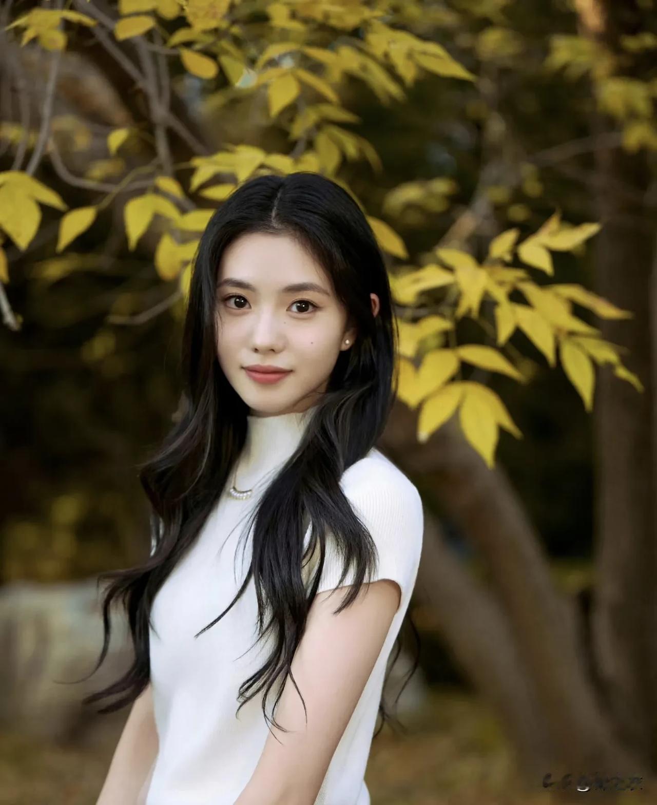 刘浩存资源为什么那么好，因为她的专业条件：演得好，戏好，领悟力极高。（可以去