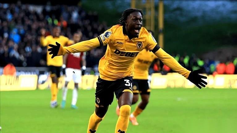 “疯抢！”两个国家队主帅，为个18岁小将直接干起来了！英格兰U21，葡萄牙成年