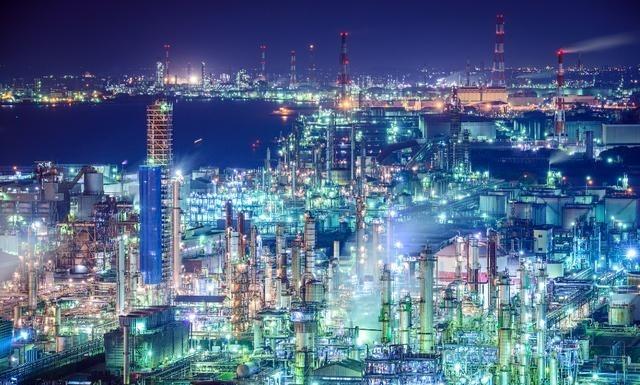 《日本航空业遭双重打击：领空关闭引发经济连锁反应》