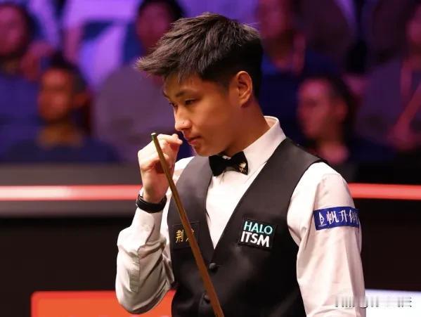 赵公子逆天改命绝杀塞尔比北京时间2月5日晚，2026年斯诺克世界大奖赛八强争夺