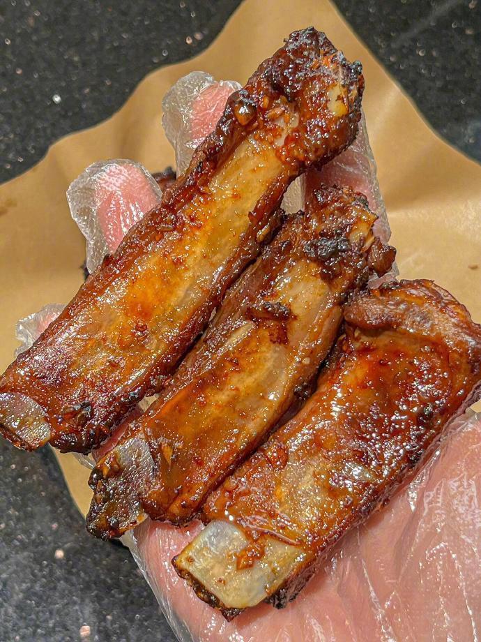 蜜汁排骨！外香里嫩，表皮微微带一点焦香！​​​我的宝藏食谱​​​
