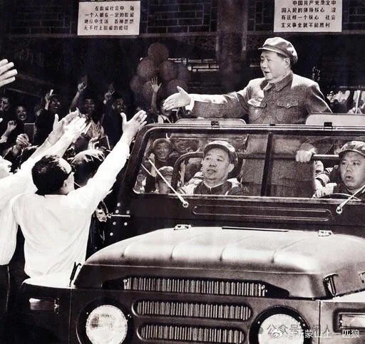 【人民为何热爱毛主席】那些一心抹黑、污蔑毛主席的人百思不得其解，自己