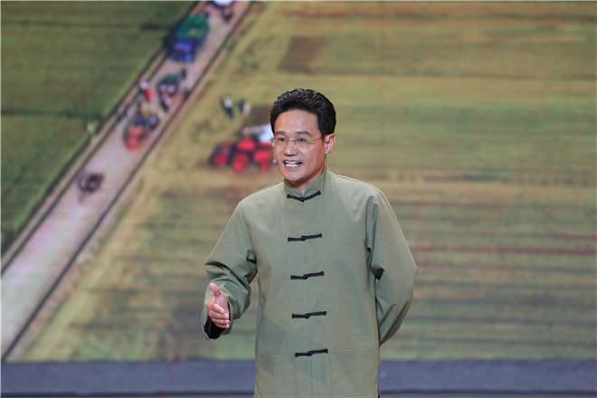 徐华勤最后一次现身公众视野，是在6月8日，当时他还以省政府副秘书长身份，参加了省