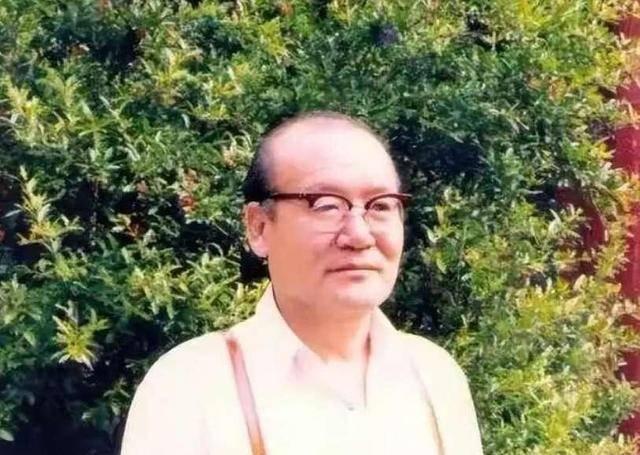 1988年7月13日傍晚，纪登奎在家吃过晚饭之后，照例出门散步，谁也没有想到，一