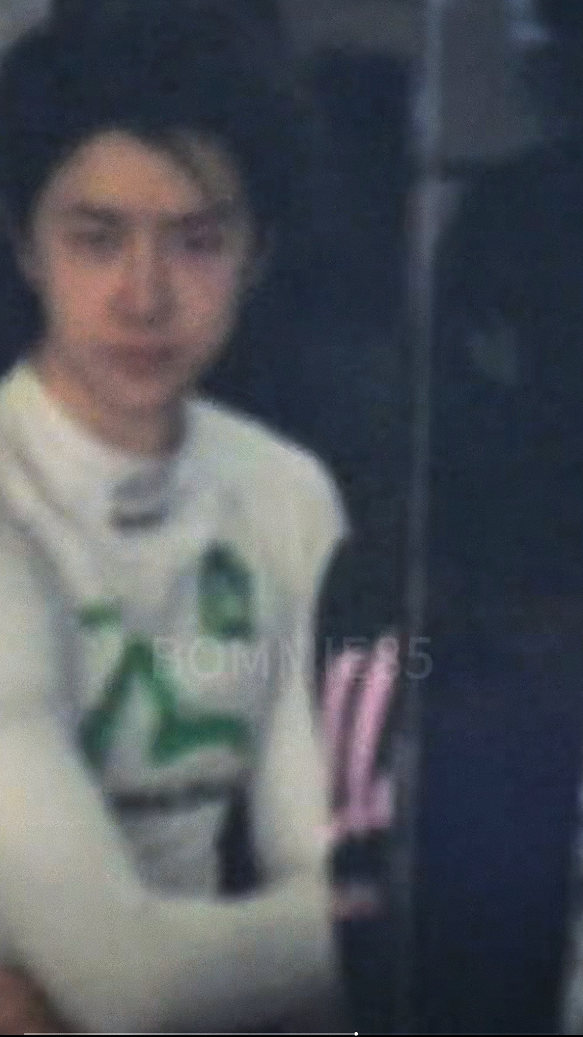 1根呆毛王一博​​​