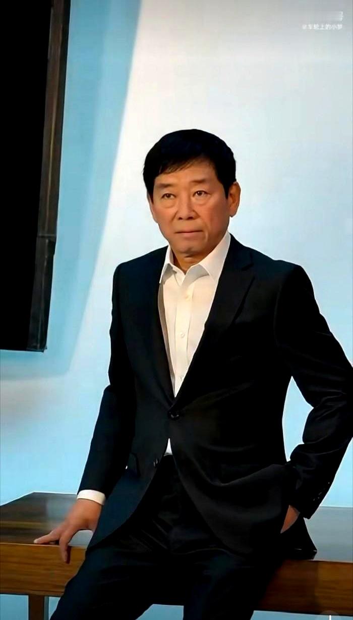 央视访谈里，长城魏总的一席话，估计让李想后背发凉。这不仅是技术路线之...