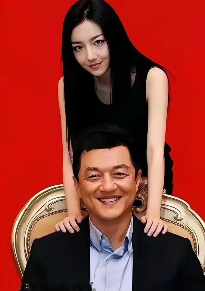 她终于把上帝的吻痕还了回去，18年4次手术，李嫣脱胎换骨了