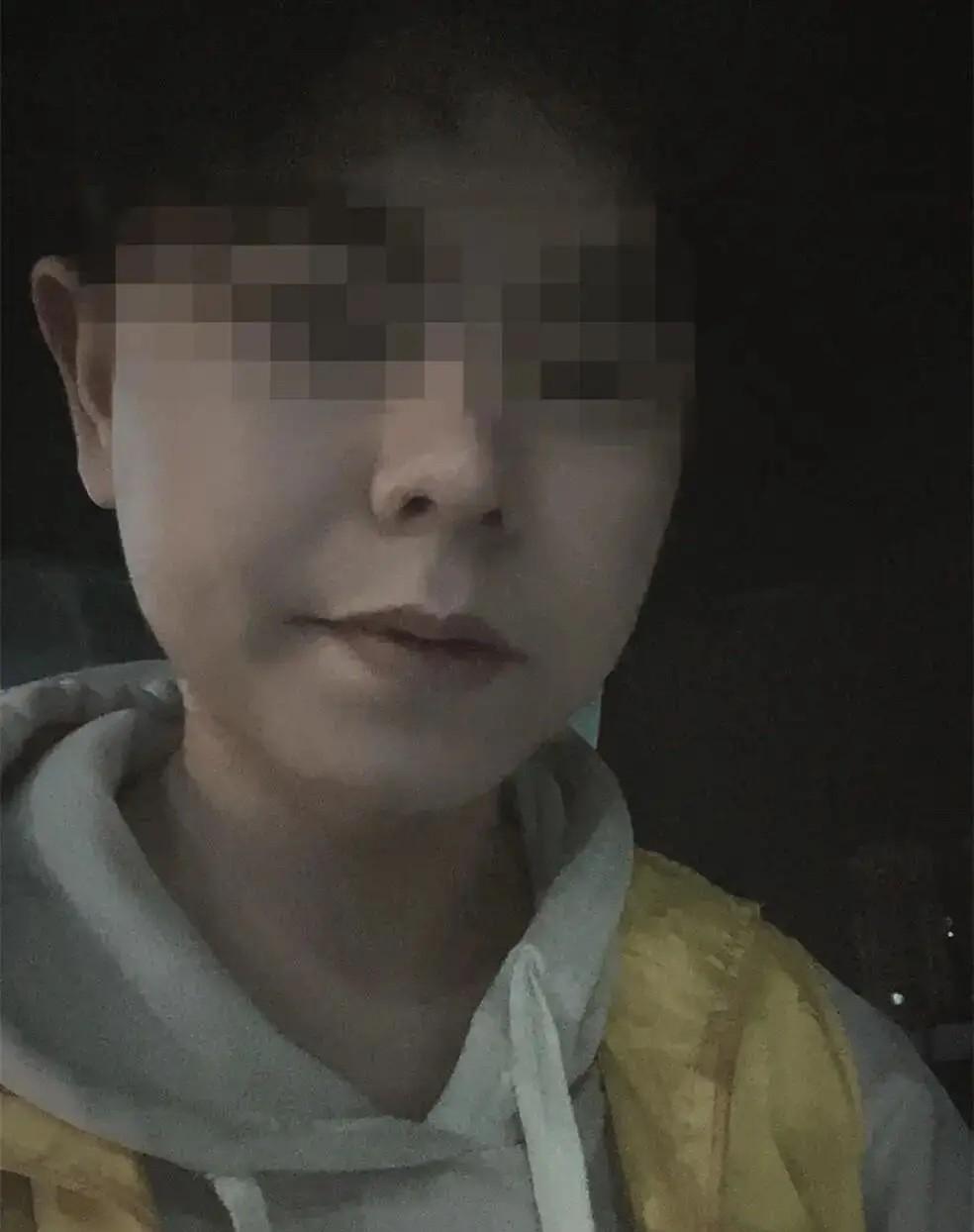 贵州毕节，24岁外卖骑手跑单期间发烧，他告诉站长，送完手上的单子就下班，等强撑着