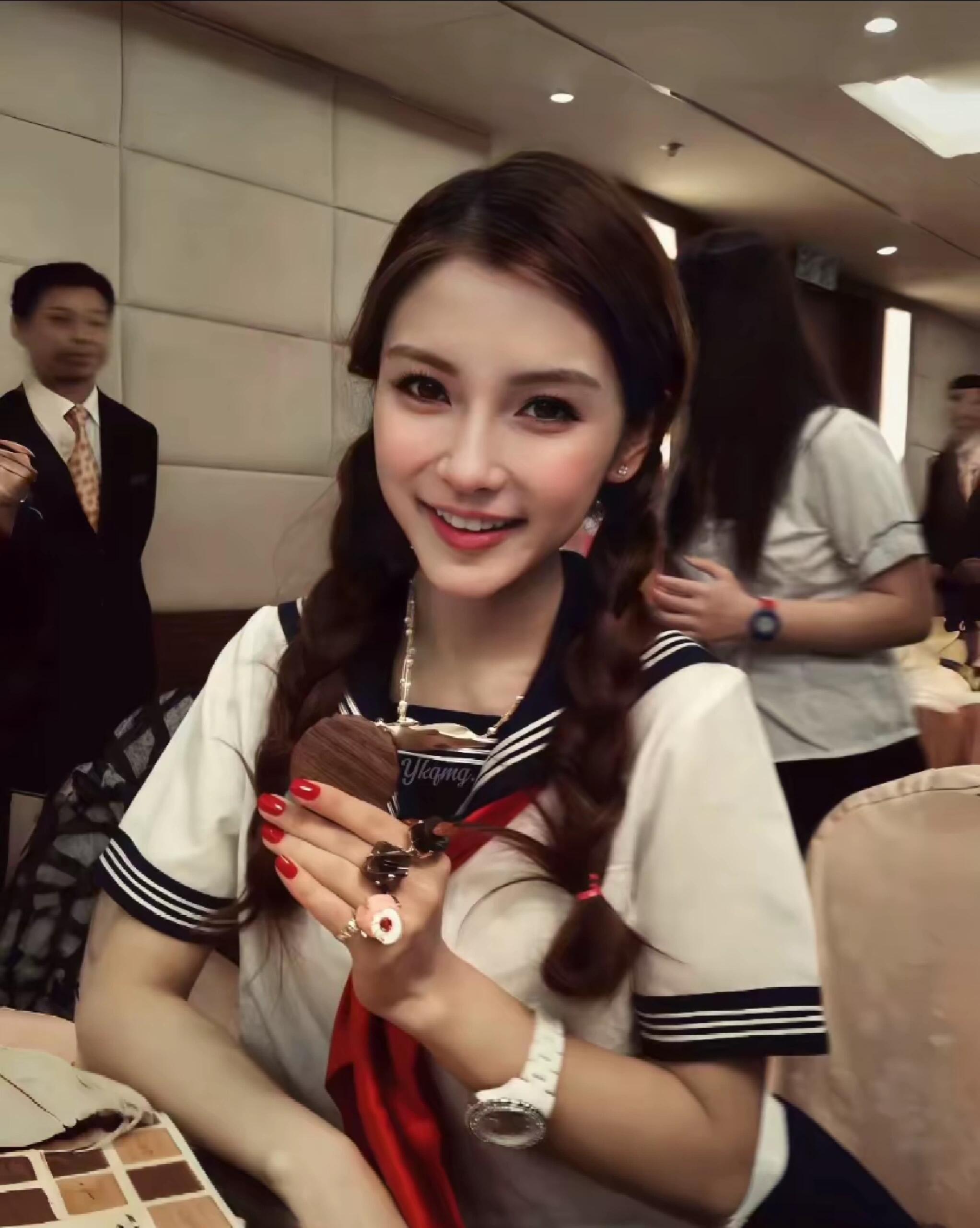 Angelababy//baby在世，权威二字！​​​