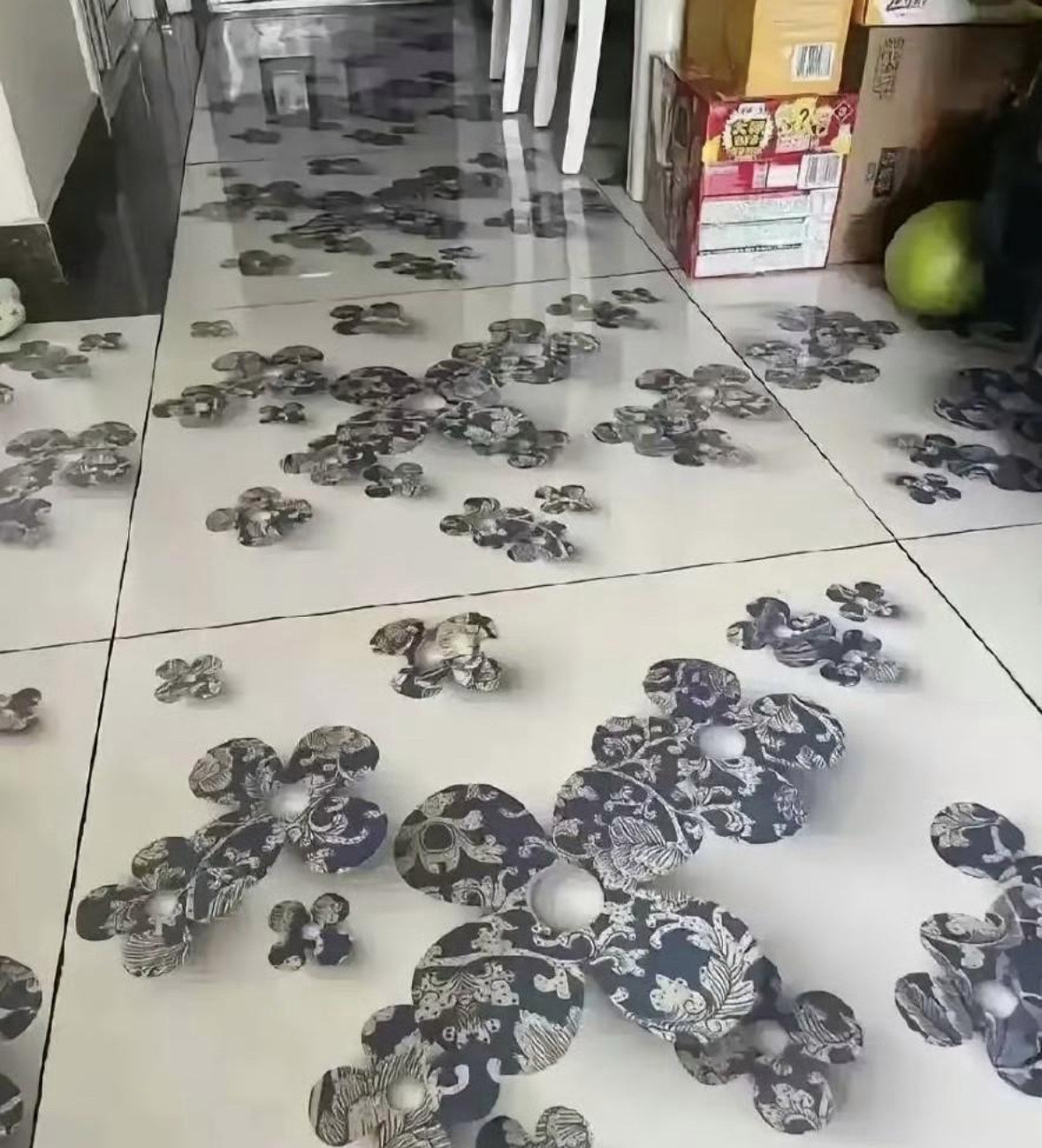 看到婆婆选的瓷砖满脑子只剩后悔​​​