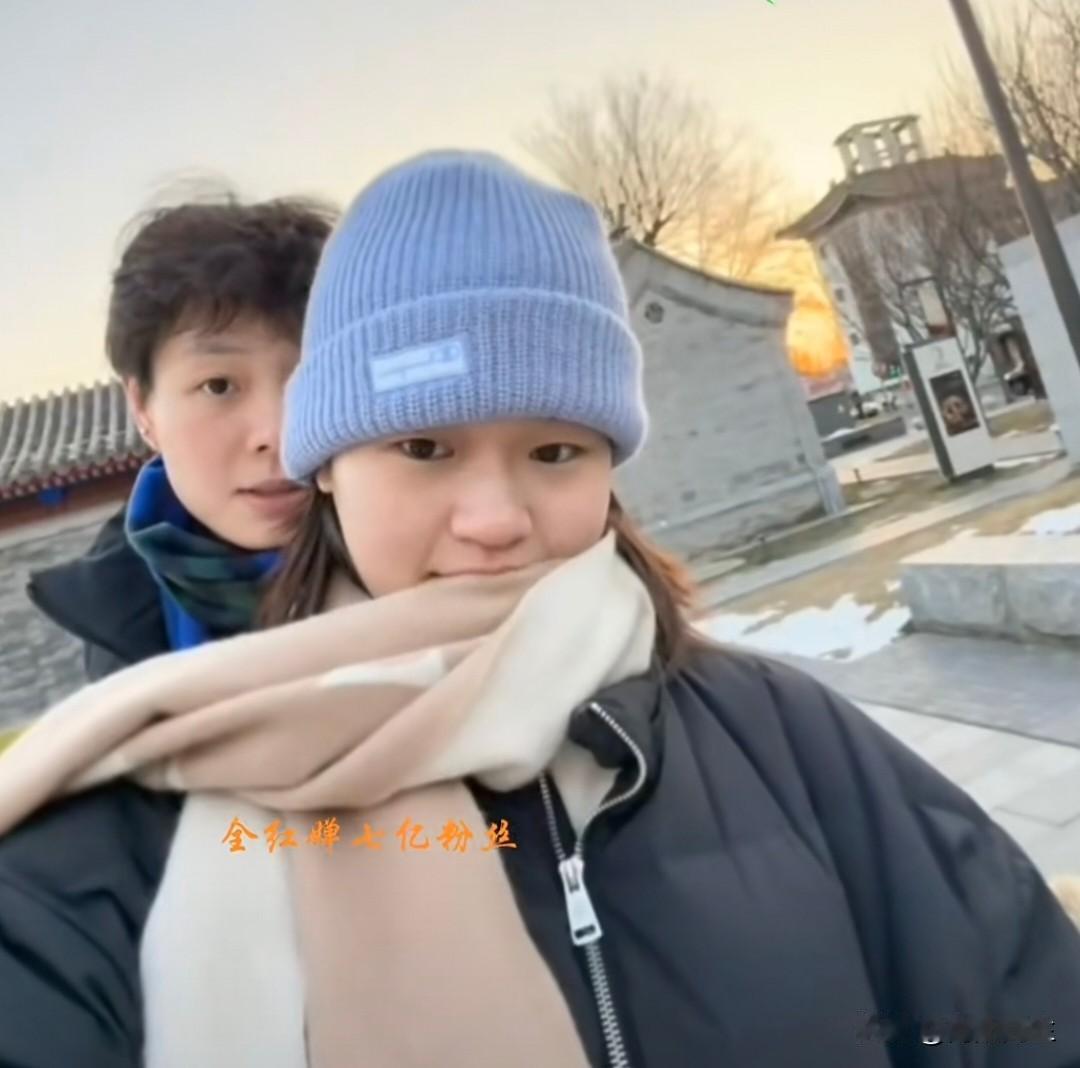 全红婵这票数走势，看得人心里直突突！刚才瞅了一眼，差点就被人给超过去了！说