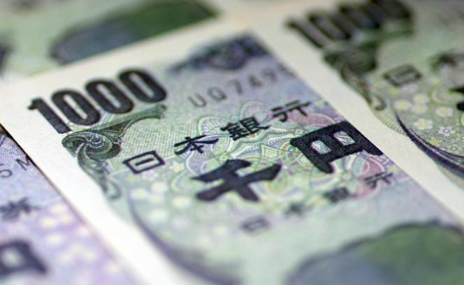 2028年日本跌成发展中国家？日元跌破161，日本专家为何叫好？日元跌破161