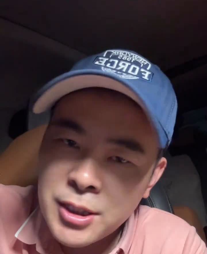 买国产车就要学会闭嘴。如果买的是国产车，千万不要在亲戚朋友面前去炫耀，哪怕车