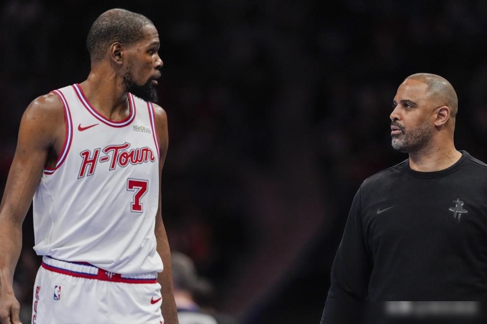 火箭西部第五，却被骂成烂队！是谁毁了这支天才之师？你看看他们，战绩41胜2