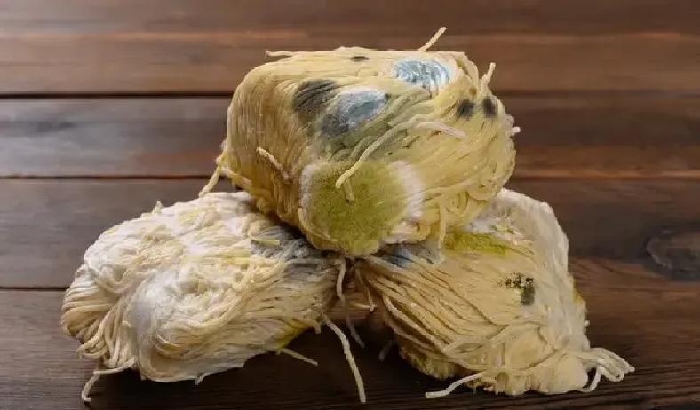 冰箱里那碗剩饭放了5天，你敢再热着吃吗？36.77万新发肝癌患者中，许多人从没酗