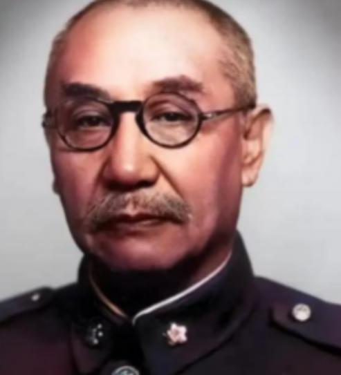 1945年10月，阎锡山下令将侍从秘书李蓼源带去荒郊外活埋，执行命令的师长犹豫了