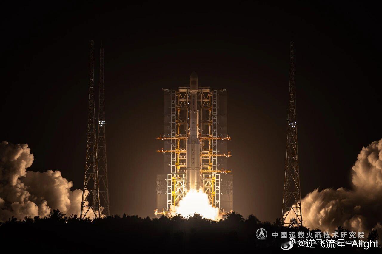今天20时20分，长七甲遥10运载火箭在文昌航天发射场成功发射实践28号卫星，发
