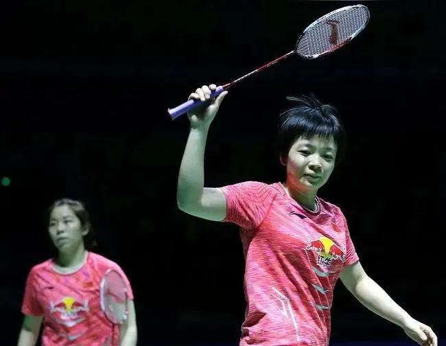 陈清晨，退役说明什么？说明：我们的国羽女双后备力量，相当可观；圣坛组
