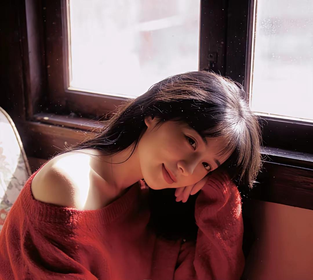 摄影作品赏析/顶级摄影作品什么样的穿搭可以成为气质女神?摄影