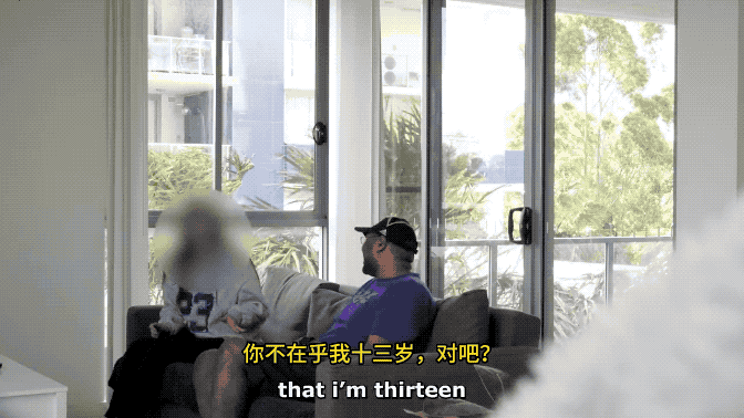 美国黑人约会13岁白人女孩：还以“修水管”当借口，最后被警察抓走！视频是美国民间