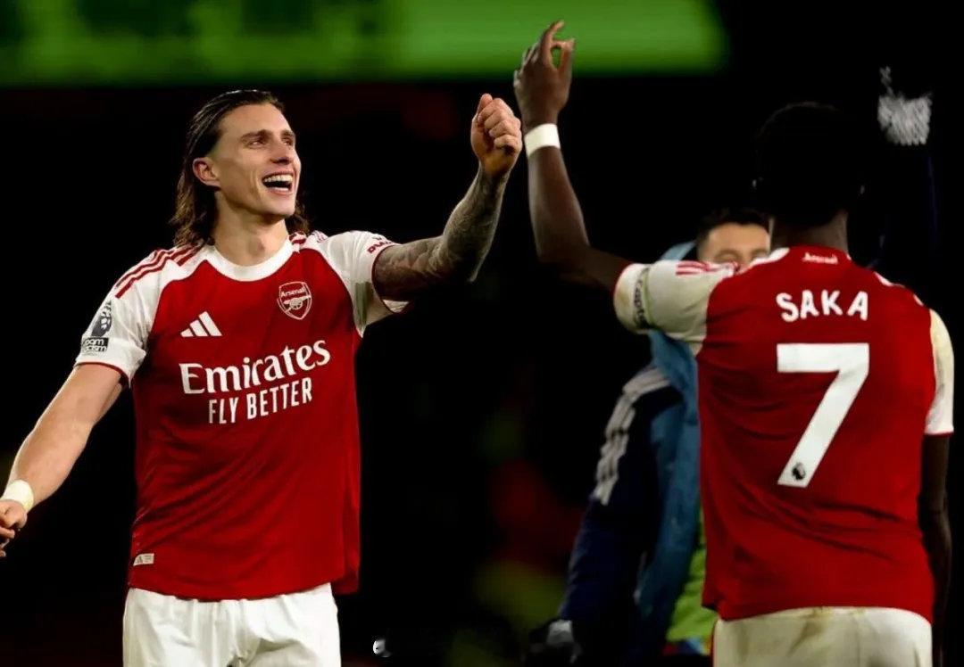 HandofArsenal消息，萨卡和卡拉菲奥里都进入了阿森纳对纽卡斯尔的比赛名