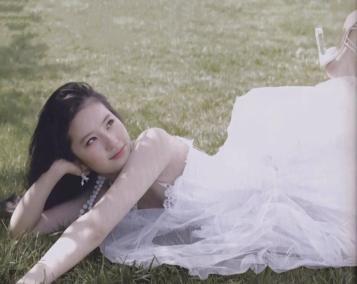 嗑颜bot刘亦菲早期专辑中的写真照片