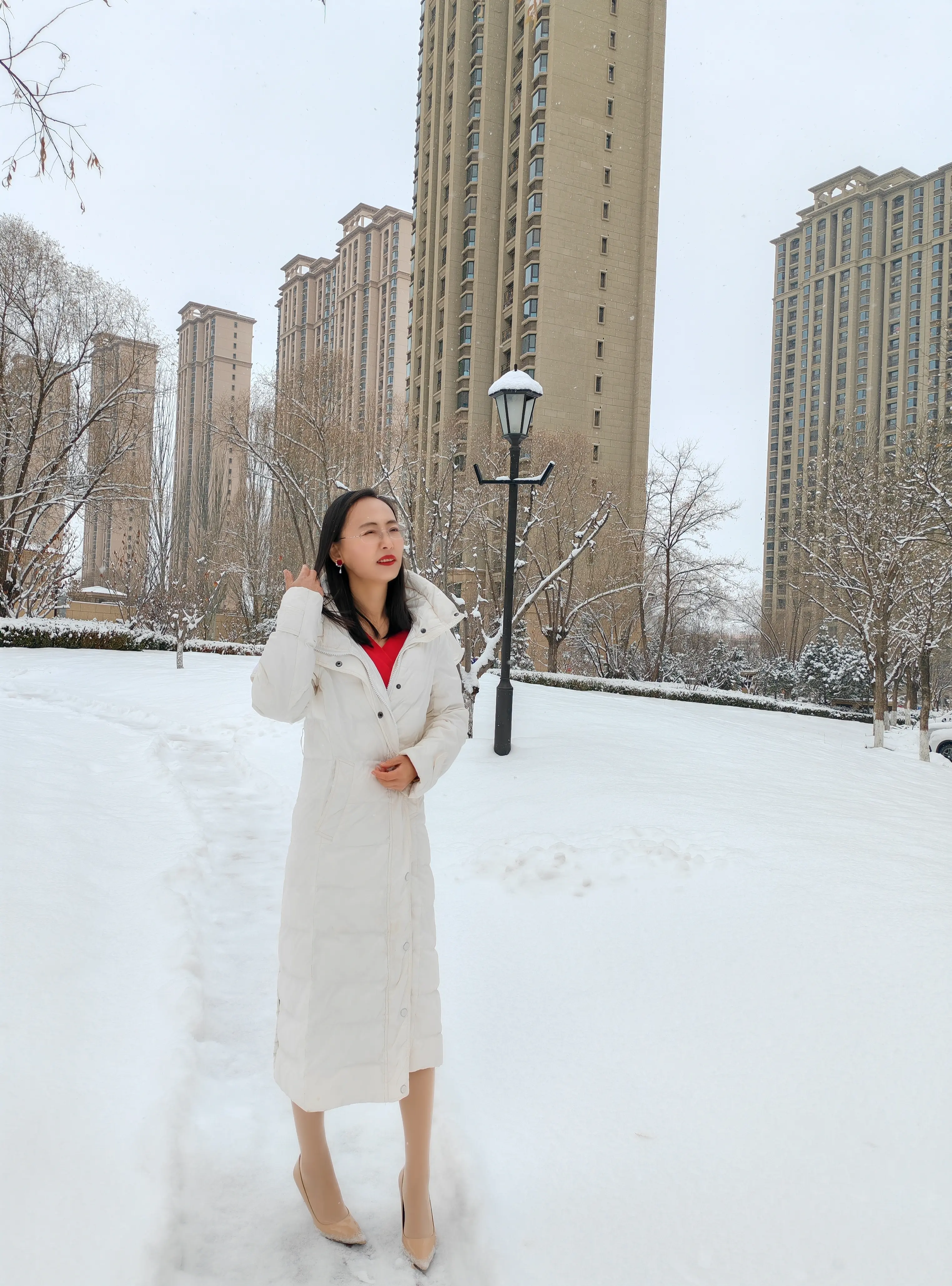 美女日常 冬日美女穿搭 大长腿美女