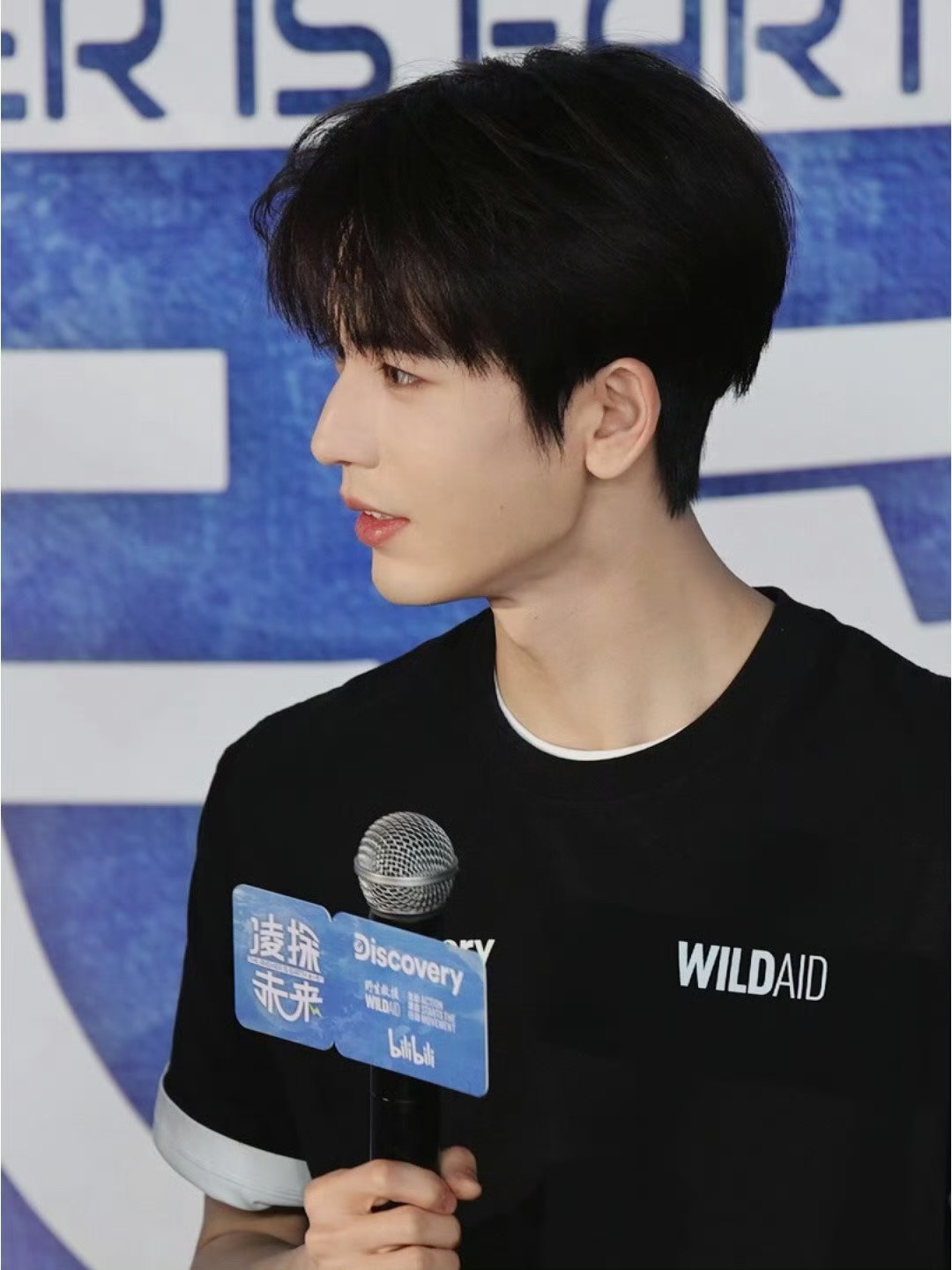 派酱安利张凌赫凌探未来首映礼生图就让原图直出的我们…！天呐‼️都来感受生图状