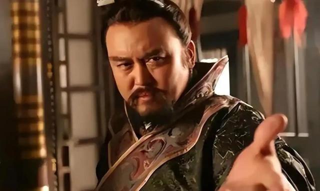 天祐元年，吴王杨行密装瞎整三年了，王后朱氏斜睨着丈夫空洞的眼瞳，故意当面用手扒开