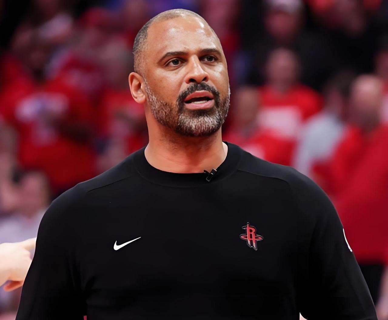 简直不可思议，乌杜卡称：放任卡斯尔、哈珀任其投篮，就是想让他们证明自己！今