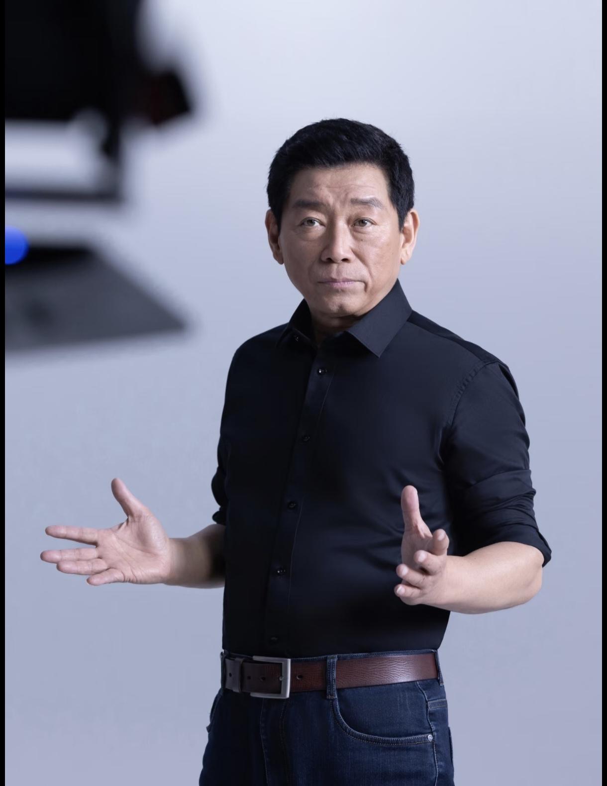 长城汽车老板魏建军很明智的说：长城宁可发展慢一点、销量增速低一点，也要沉下心打磨