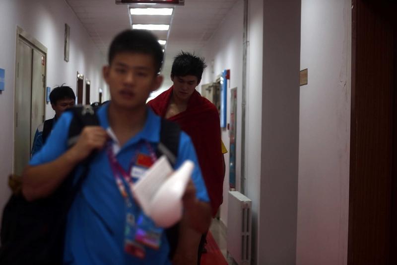 2025年34岁的孙杨带伤参加全国游泳冠军赛，助力浙江队拿下接力冠军。优秀的游