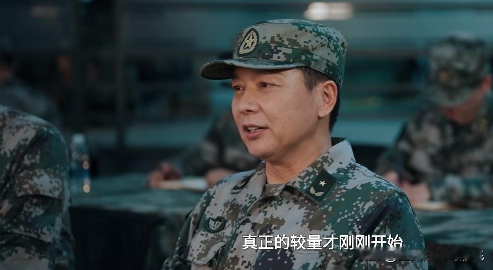 央八黄金时段上新剧了，欧豪主演的《兵自风中来》；现代军旅题材，以演戏似的演习