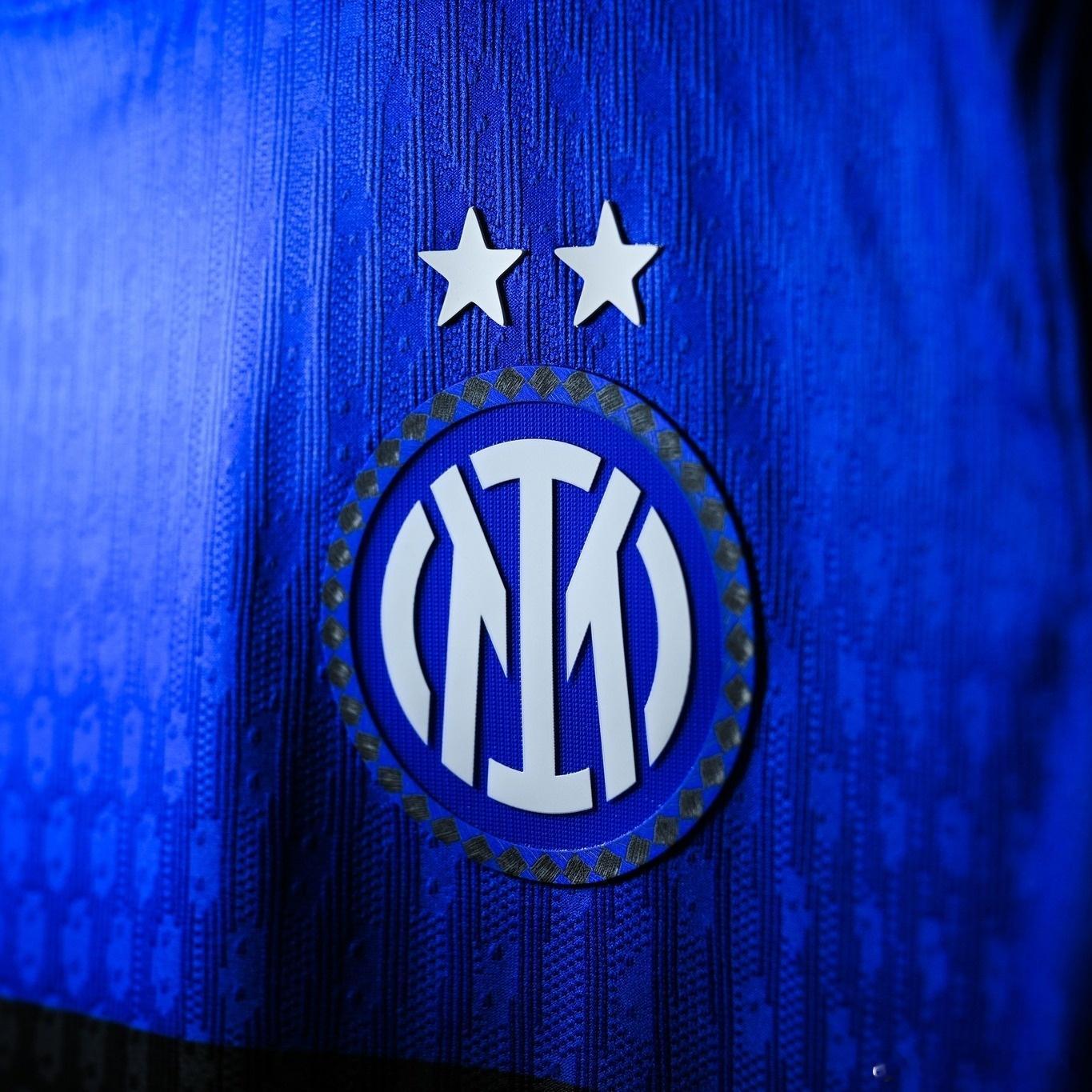 记者孔多：国际米兰转会窗口已经关闭了，对球队的不足没有任何行动，令人不解。国际米