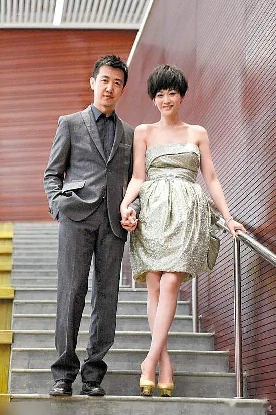 李小冉那个被砍的前男友是什么魅魔吗一直有女明星接盘。