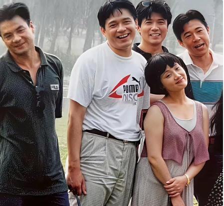 这么多帅哥，邓婕怎么就看中了张国立？​​​