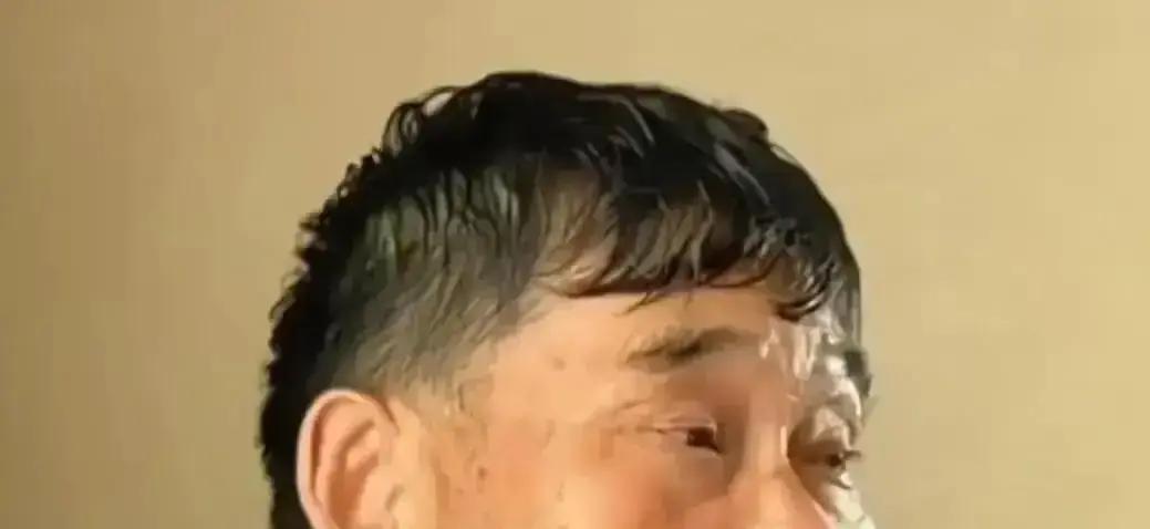别骂了，换别人可能真就登台了，可他是朱之文啊最近网上一句“你就是朱之文”的话
