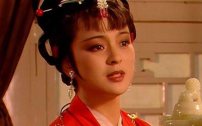 小时候看87版《红楼梦》，觉得探春漂亮。演员叫东方闻樱，名字很个性，记住了。