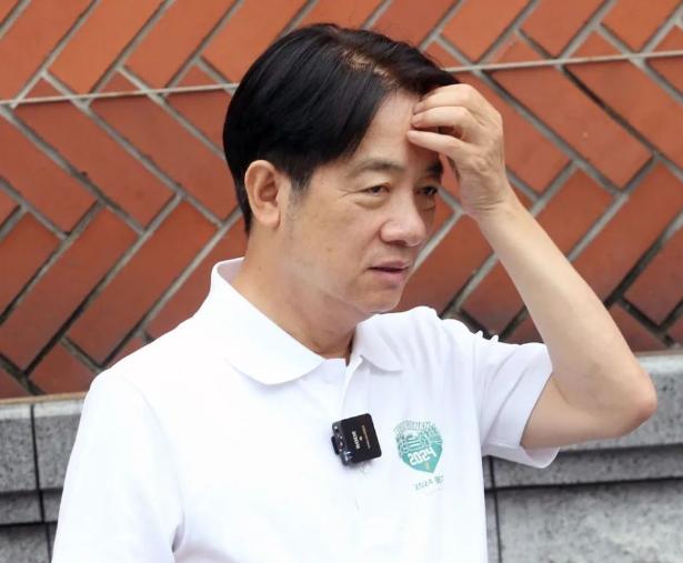 解放军已经摩拳擦掌，赖清德最怕的事将发生，董军作前所未有表态。建军节前后，解