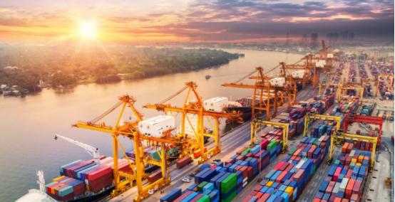 贸易顺差太高真的是好事吗？ 咱们常听新闻说“今年贸易顺差又增长了”，不少人觉