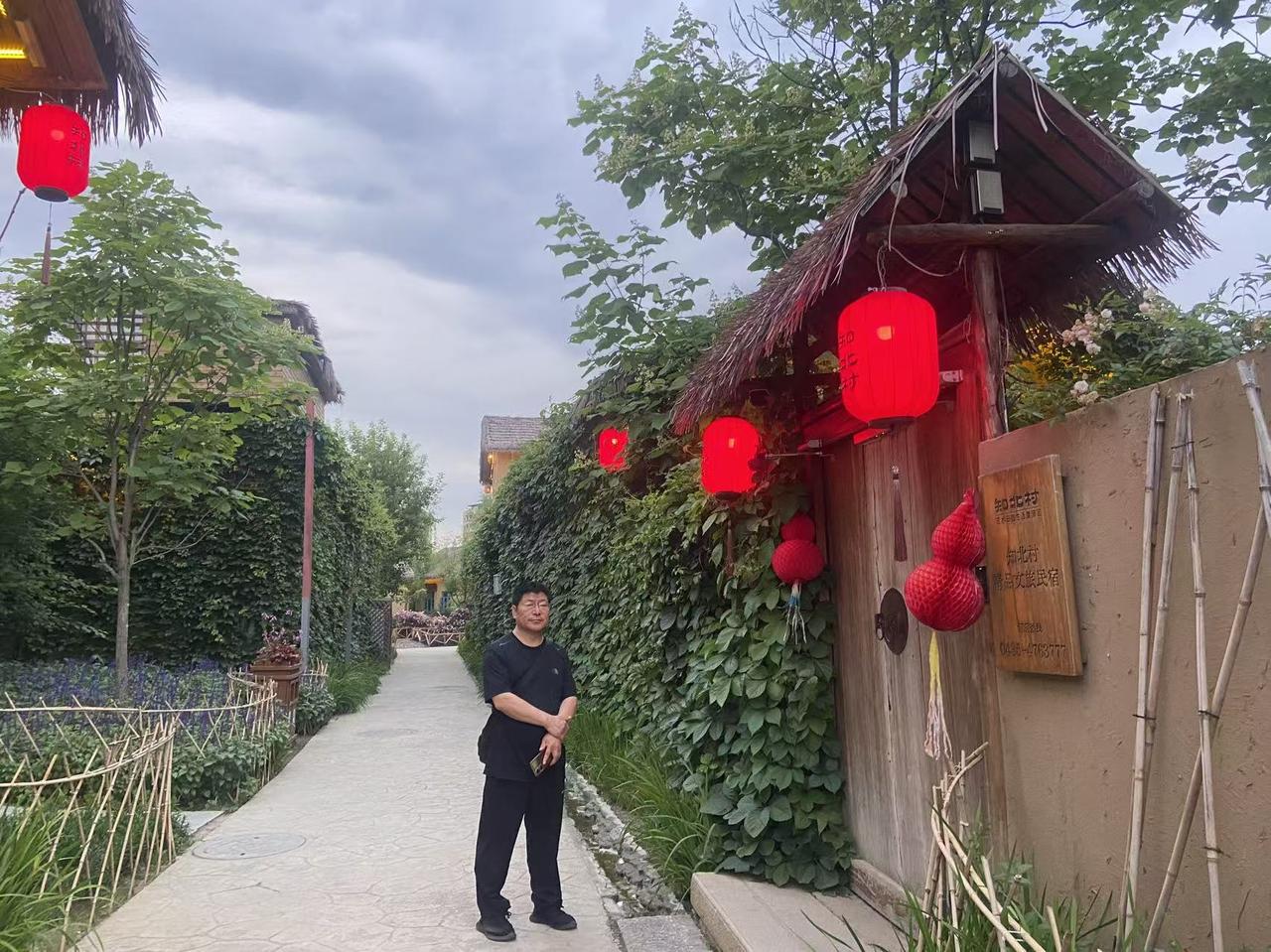 有人说做胃肠镜必须有人陪同，但我昨天自己去了一家私立肛肠医院，我要求做胃肠镜检查
