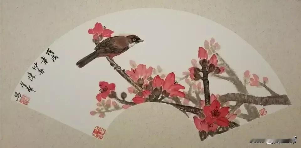 晒图笔记大赛花鸟画在构图上，不用拘于一格。作品可以把主体花鸟置于画面中心，而周围