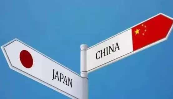 一位新加坡网友表示，日本之所以敢屡屡挑衅中国，丝毫不惧怕中国，并非仅仅是美国的挑