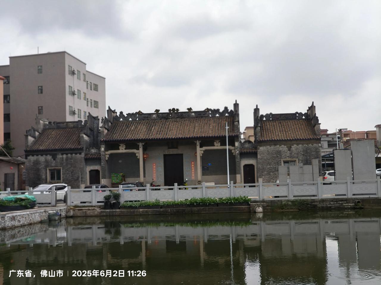 毕淑敏这些充满了智慧和人生哲理，又很温暖人心的句子。她说：旅游的妙处之一，就是