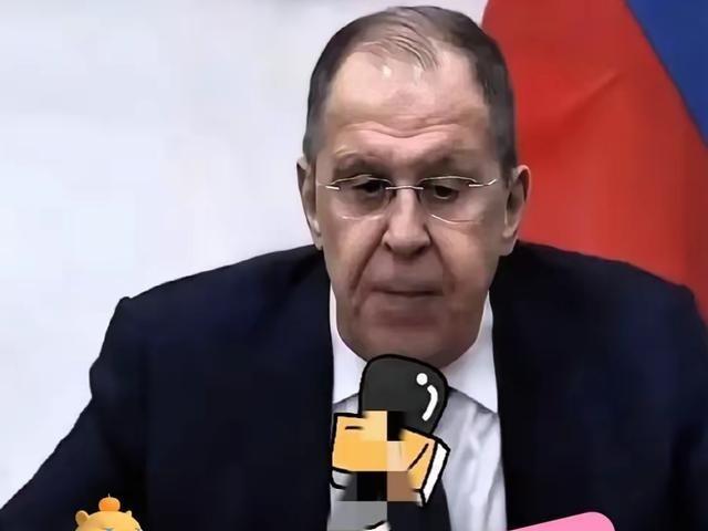 快讯！快讯！俄罗斯要妥协了牺牲普京就能拯救俄罗斯！近日，一则关于俄罗斯外长拉夫