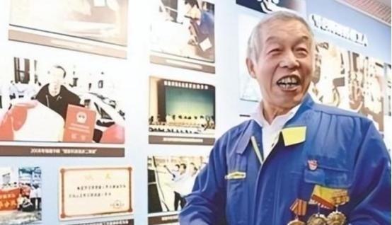 中方对等反制之后，被欧盟的回应逗笑了，欧盟委员会首席发言人布鲁塞尔表示：欧委会正
