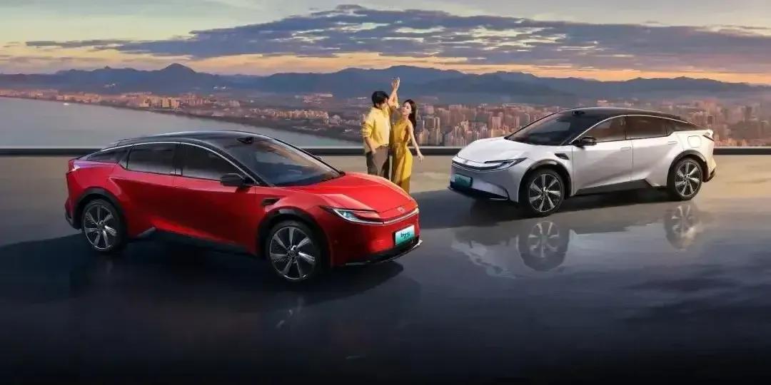 惊呆了，万万不敢相信：20万元的油车：使用7年，油费7万，卖2.8万！20万